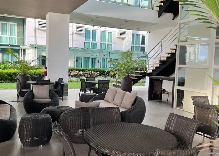 1 Bedroom With Balcony In Abreeza Mall